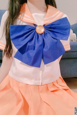 피아오 링 – 짧은 치마 유니폼 삿포로(34P)