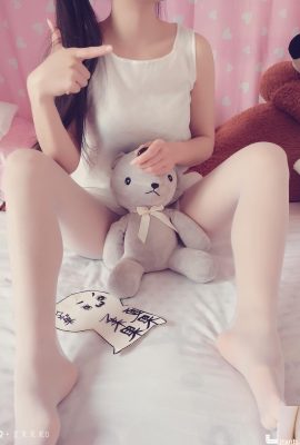 (인터넷에서 수집) 웨이보 소녀 샤모궈의 손, 발, 입술이 빨개요 (27P)