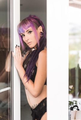 (Suicide Girls) Brighid – 나를 편집