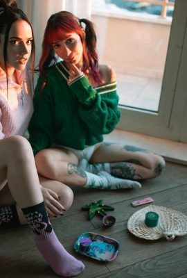 (Suicide Girls) 2024년 4월 16일 – Ceciamix + Drew – Sun Set Haze (55P)