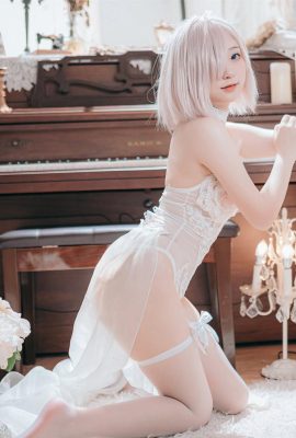 Hualing 섹시한 흰색 실크 코스프레 아름다운 다리와 발 섹시 스타킹 사진 (19P)