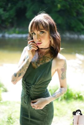 (Suicide Girls) 2024년 12월 12일 – Lovesick – Forest Eyes (41P)