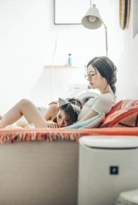 Chenchen과 그녀의 비 cat-1