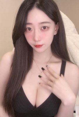 자랑스러운 이중 봉우리 “흰색”은 사람들이 피를 흘리게합니다 (22p)