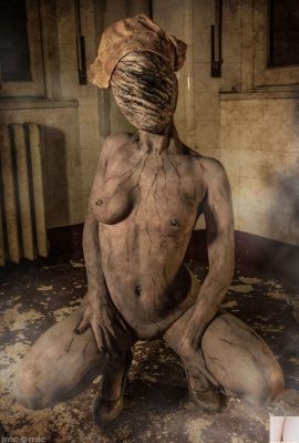 Shirokitsune – 간호사 (Silent Hill) (50p)