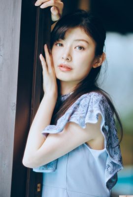 (Mutou Tom) 그녀의 부드러운 하얀 가슴을 보여주고 몸 전체가 너무 유혹적입니다 (28p)