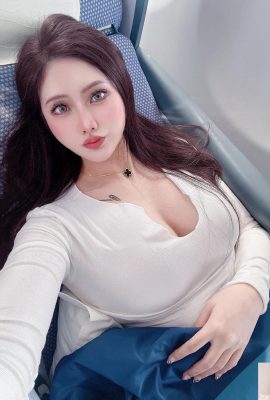 대만의 아름다움 Queena는 몸에서 너무 아름답고 아름답습니다.