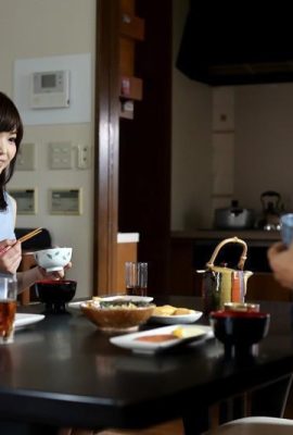 최고의 부인은 침대에 든 환자를 대하고 모든 질병을 뻔뻔스런 음부로 대합니다! 나도 원해 (12p)