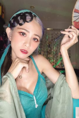 단단하고 통통한 “Cai Mosquito”Deep v Super Fierce 피겨 모두 노출된다 (24p)