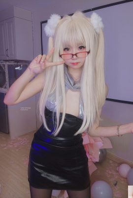 귀여운 소녀 코저 쉐이크 요요 – 블랙 스타킹 (115p)