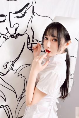 “Yuan Yuwen”은 달콤한 외관 아래에 통통한 가슴이 있습니다 (23p)