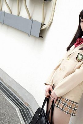 “나는 어딘가에서 일을 보았다 … LOL”Himekawa Yuna (45p)