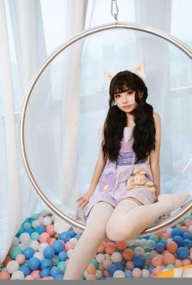 Miao Xiaoji의 “Xiaoji ‘s Thank You Gift 2″(61p)