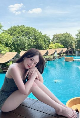 기질과 미소의 완벽한 곡선 “Xinyu”는 무의식적으로 갇혀 있습니다 (20p)