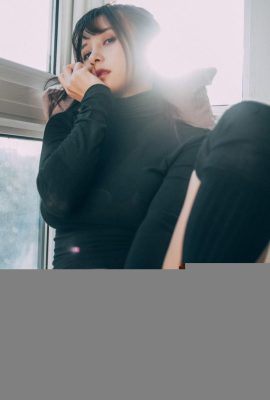 파인애플 귀여운 소녀 Xia Meishang은 옷을 꺼내서 가슴을 뜨겁고 눈에 기쁘게합니다 (48p)