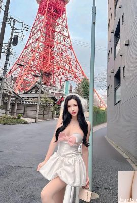 외관의 천장과 “Blue Star Lei”를보고 매우 흥분했습니다 (10p)