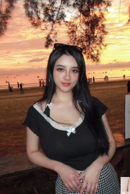 무고한 미소 “Tian Tian”은 매력적입니다 (10p)