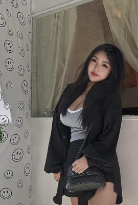 “로즈”최고의 인물은 팔에 들어가기를 원합니다 (10p)