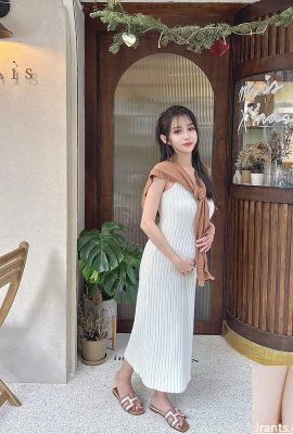 “Li Xin”은 그녀가 보이는 곳마다 주목의 초점입니다 (10p)