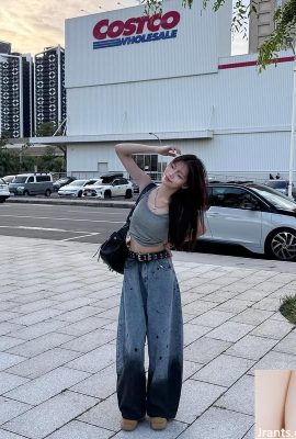 숨길 수없는 섹시한 “Vicky”는 매우 귀엽다 (10p)