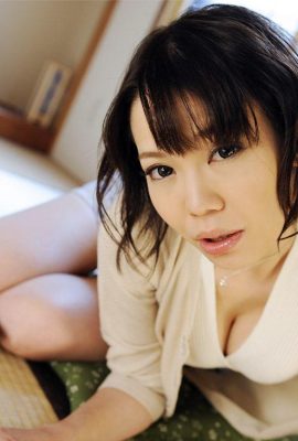 “내가 어딘가에서 본 일은 무대 뒤에서 처음이었다”Tsuki Miyayoi (30p)