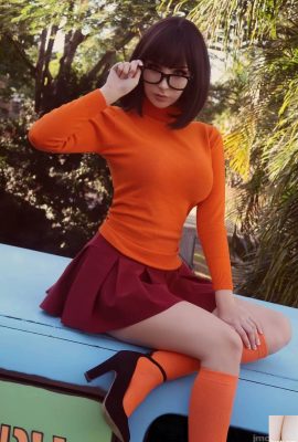 Velma Dinkley (48p)