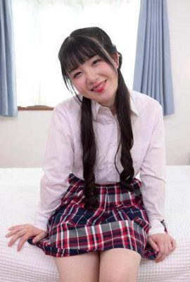 MASHIRO FUWARI : (4K) 자위 행위 남자를 부드럽게 괴롭히는 작은 끔찍한 소녀, 여자와 함께 삼인조 섹스 MASHIRO FUWARI (21P)