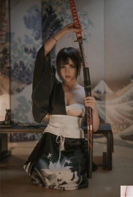 당신의 단단 “지하 세계 Da? (ke? (38p)