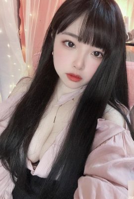 큰 가슴과 연인 “Luyiyi”가득 차고 깊은 그루브는 너무 유혹되어 네티즌이 뒤로 물러날 수 없습니다 (10p)