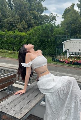 핫 S-Body 라인 “Song VV”는 둘레로 가득합니다 (10p)