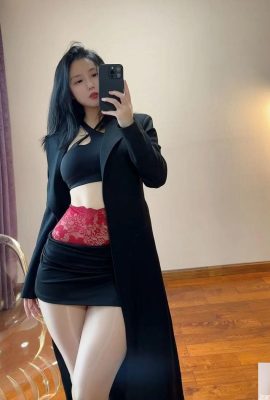 황금 비율 “Qiao Niuqianiutt”시그니처 미소는 너무 달콤하고 유혹적입니다 (10p)