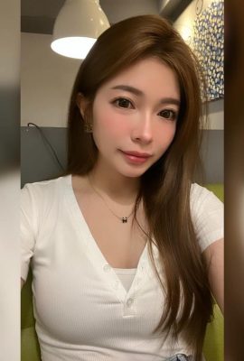 작은 말을 가진 아름다운 가슴 “Xue Ruhan”은 자랑스럽고 놀라운 더블 피크를 가지고 있습니다 (10p)