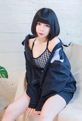 유혹의 곡선은 매혹적입니다. “Zhao Yuqiao”는 많은 이점을보고 싶어합니다 (10p)