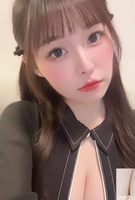 퀸 “Xiao Zhen”은 사람들이 발에 항복하고 싶어합니다 (10p)