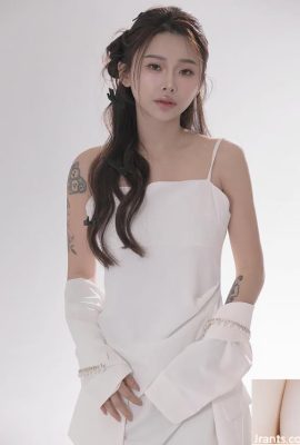 “Lina Xiangning”난류 상부 둘레와 꽉 허리는 너무 섹시합니다 (10p)