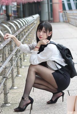 달콤하고 아름다운 “Taster Cake”