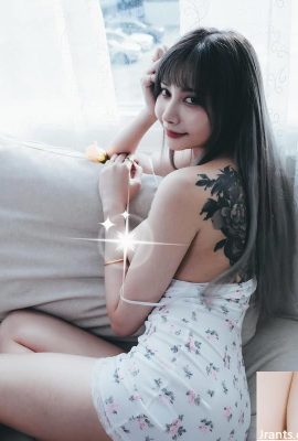 탑 바디 “Haruka Yunxi”는 너무 아름답 기 때문에 저항 할 수 없습니다 (12p)