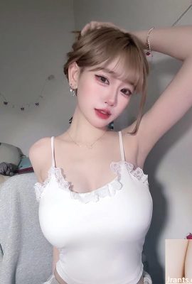 “Zhiyun”숨겨진 둥글고 아름다운 가슴 (10p)