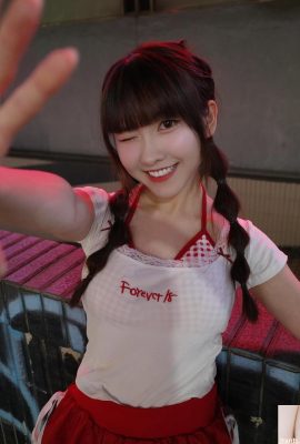작은 말 소녀 “Dong Aiyun”은 당신이 보는 모든 모습을 괴롭 힙니다 (10p)