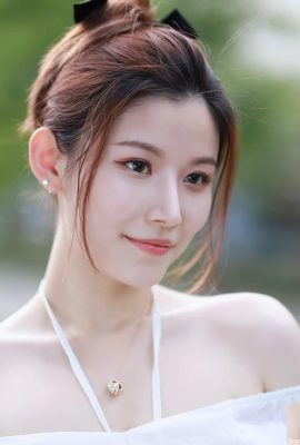 “캐리 지 예”는 사람들이 내려 놓을 수 없을 정도로 놀라운 모습을 가지고 있습니다 (10P)