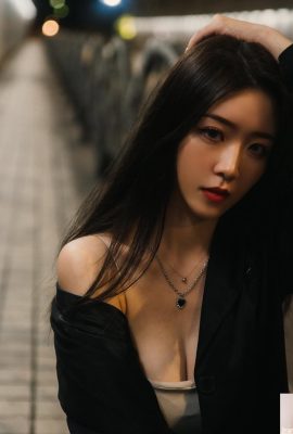 “조 루오이”는 사람들을 취하게 만드는 예쁜 얼굴과 뜨거운 몸매를 가지고 있습니다 (10P)