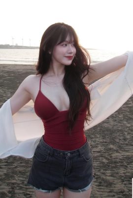 시선을 딴 데로 돌리지 못하게 만드는 우아함과 섹시함의 공존 ‘유’ (10P)