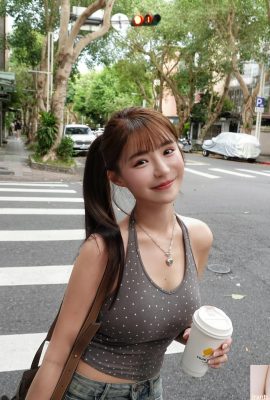 “원원”은 순수한 얼굴 아래 매혹적인 몸매를 가지고 있습니다 (10P)