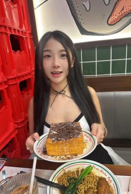 아름다움과 매력이 공존하는 여신 ‘샤오베리'(10P)