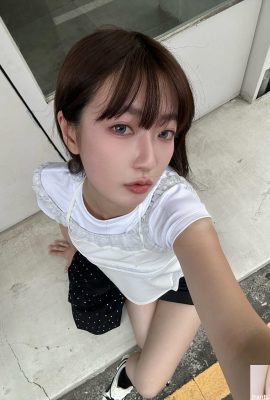 “우팡”은 유혹과 전기로 가득 찬 큰 눈을 가지고있어서 너무 파울 (10P)