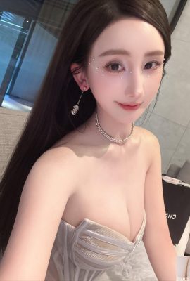 “Amilus Hu”는 둥글고 통통하고 뜨겁고 당신을 유혹하는 트릭을 과시합니다 (10P)