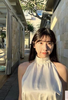 무시할 수 없는 ‘왕유신’의 통통한 곡선이 매력적이다 (10P)