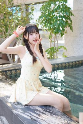 몸과 마음을 직격시키는 달달한 미소 ‘휘미’ (10P)