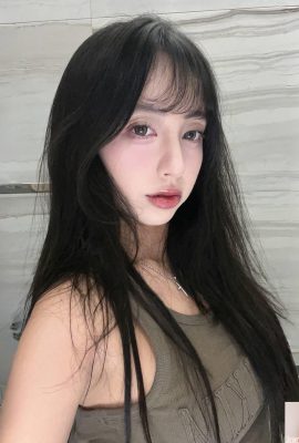 “클레어 첸 쯔잉”의 매혹적인 모습은 열정적이고 거리낌이 없습니다 (10P)