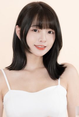 “JOY” 둥글고 곧고 풍만한 몸매가 마음을 사로잡을 정도로 유혹적입니다 (10P)